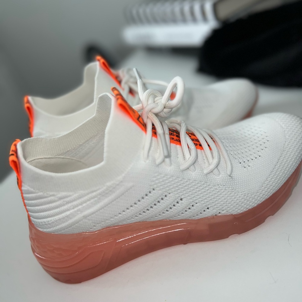 Steve Madden Sneakers